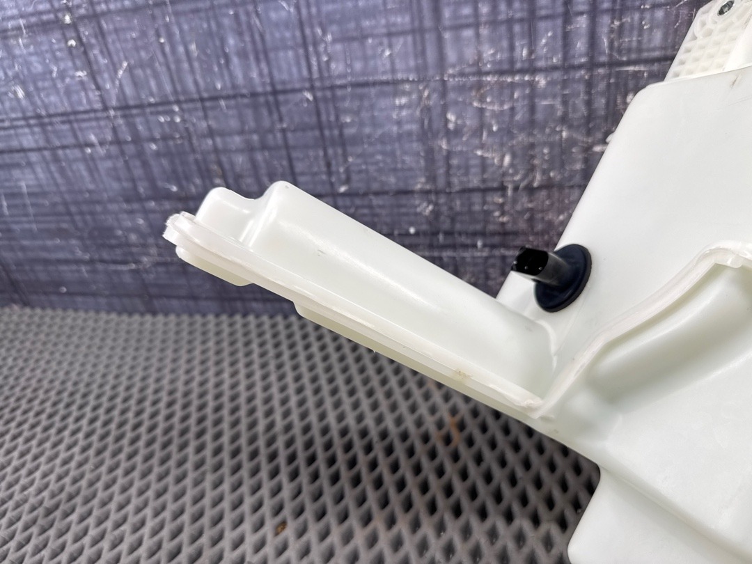 Бачок омывателя, 3370 рублей, Красноярск