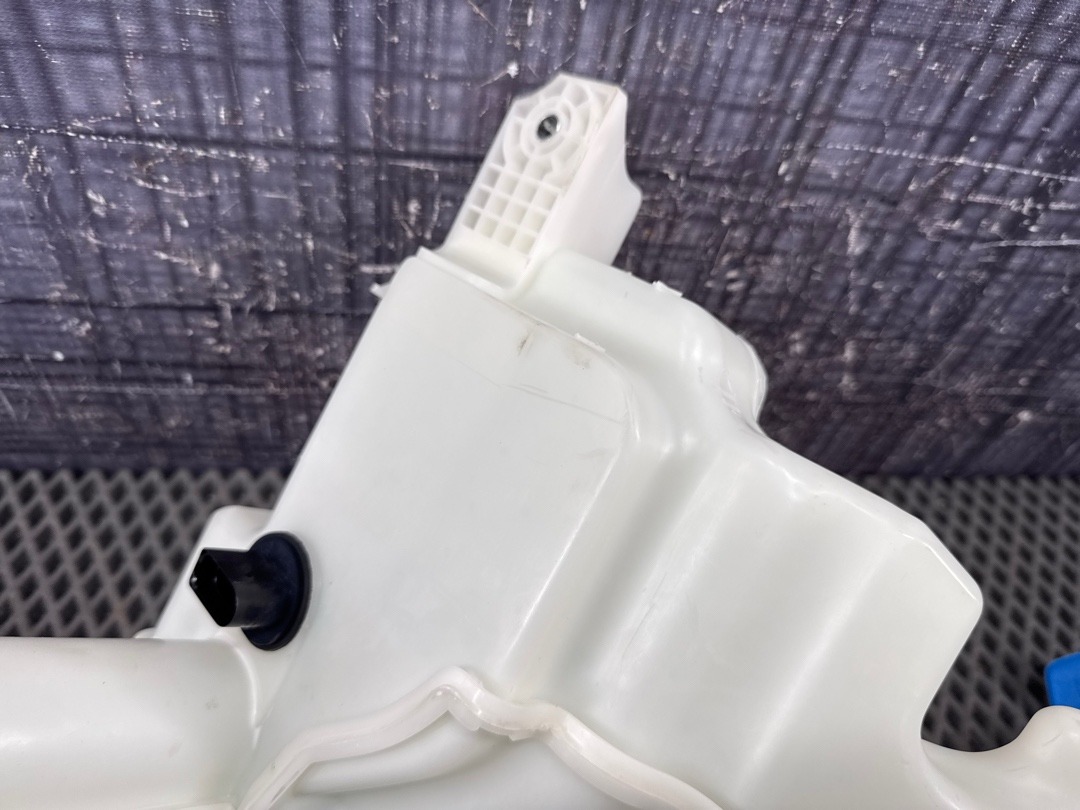 Бачок омывателя, 3370 рублей, Красноярск