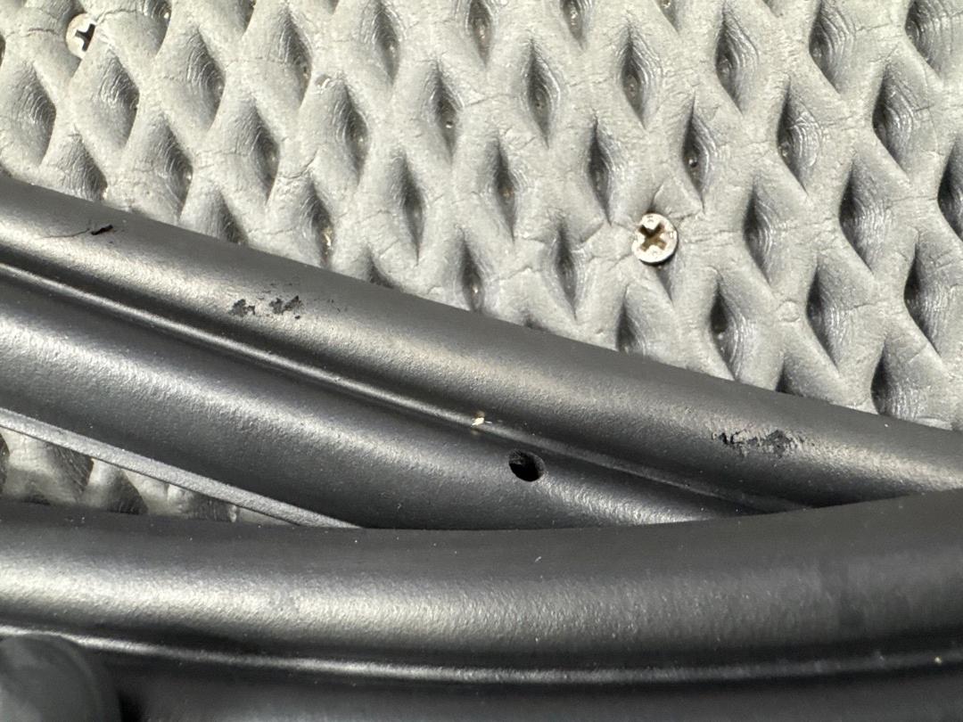 Уплотнитель крышки багажника, 1430 рублей, Красноярск