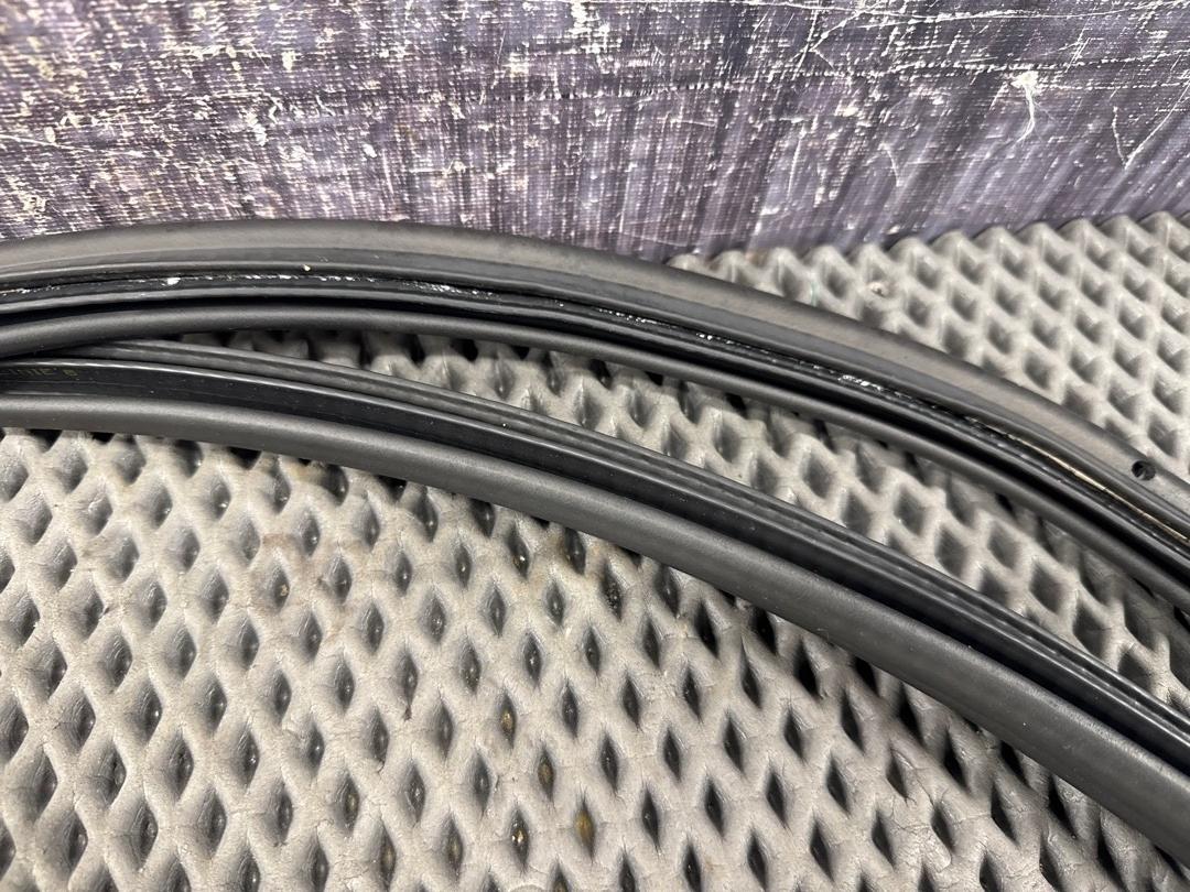 Уплотнитель крышки багажника, 1430 рублей, Красноярск