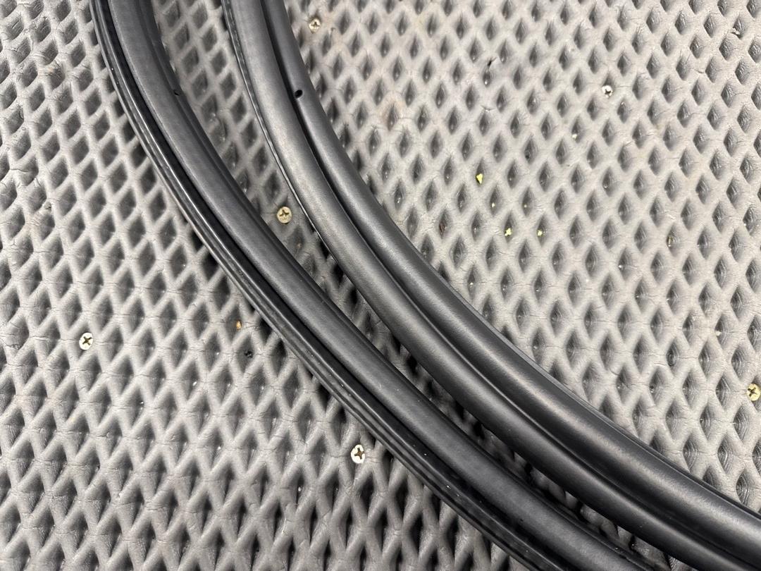 Уплотнитель крышки багажника, 1430 рублей, Красноярск