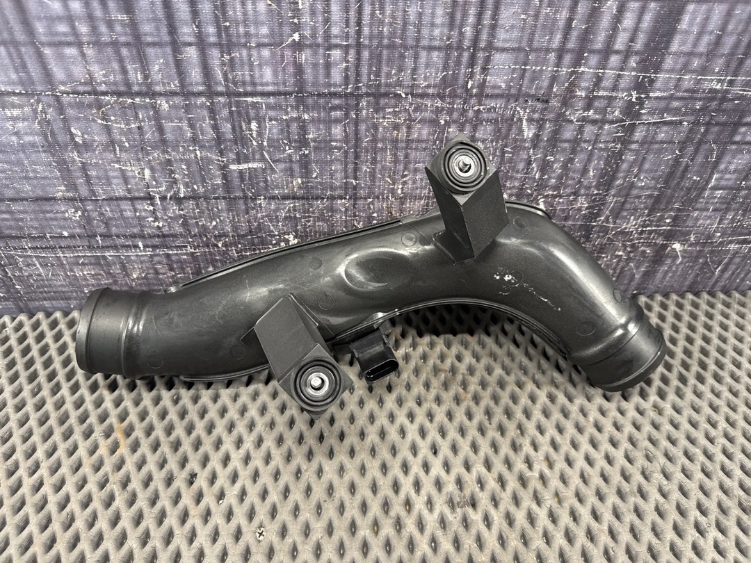 Патрубок интеркуллера, 2990 рублей, Красноярск