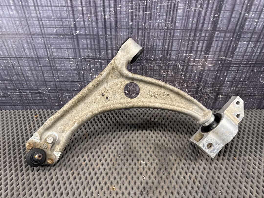 Рычаг подвески, 6110 рублей, Красноярск