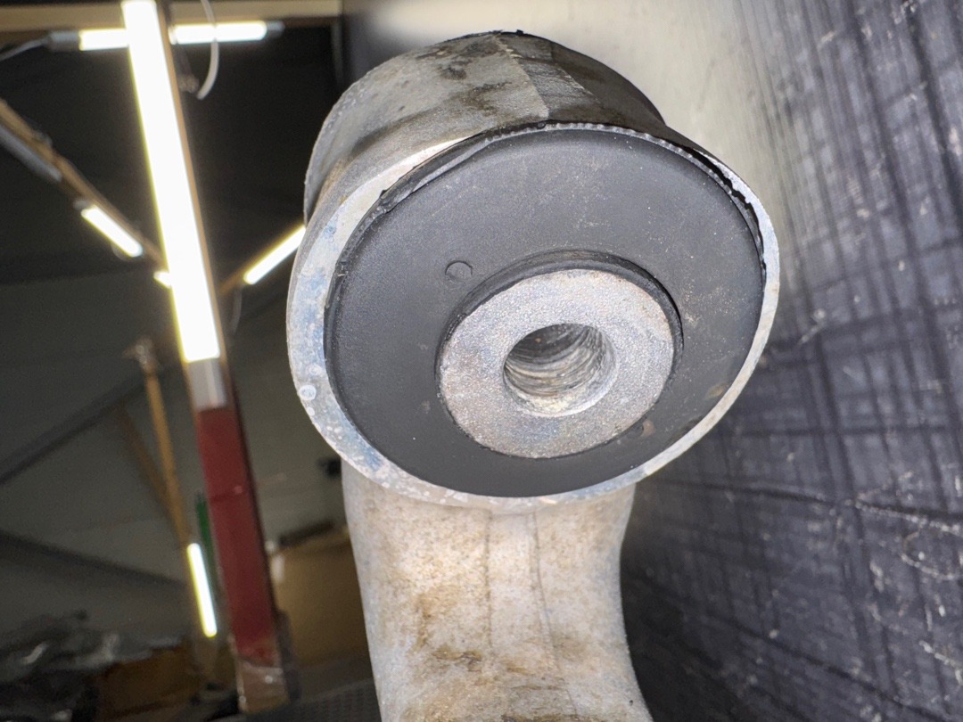 Рычаг подвески, 6110 рублей, Красноярск