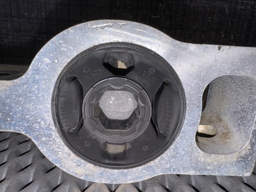 Рычаг подвески, 6110 рублей, Красноярск