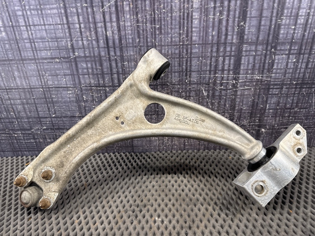 Рычаг подвески, 6110 рублей, Красноярск