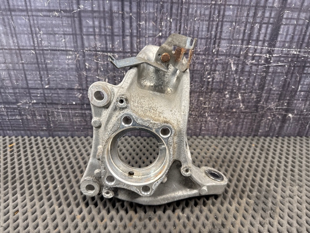 Поворотный кулак, 4320 рублей, Красноярск