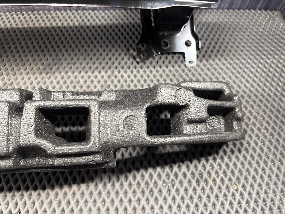 Усилитель бампера, 5860 рублей, Красноярск