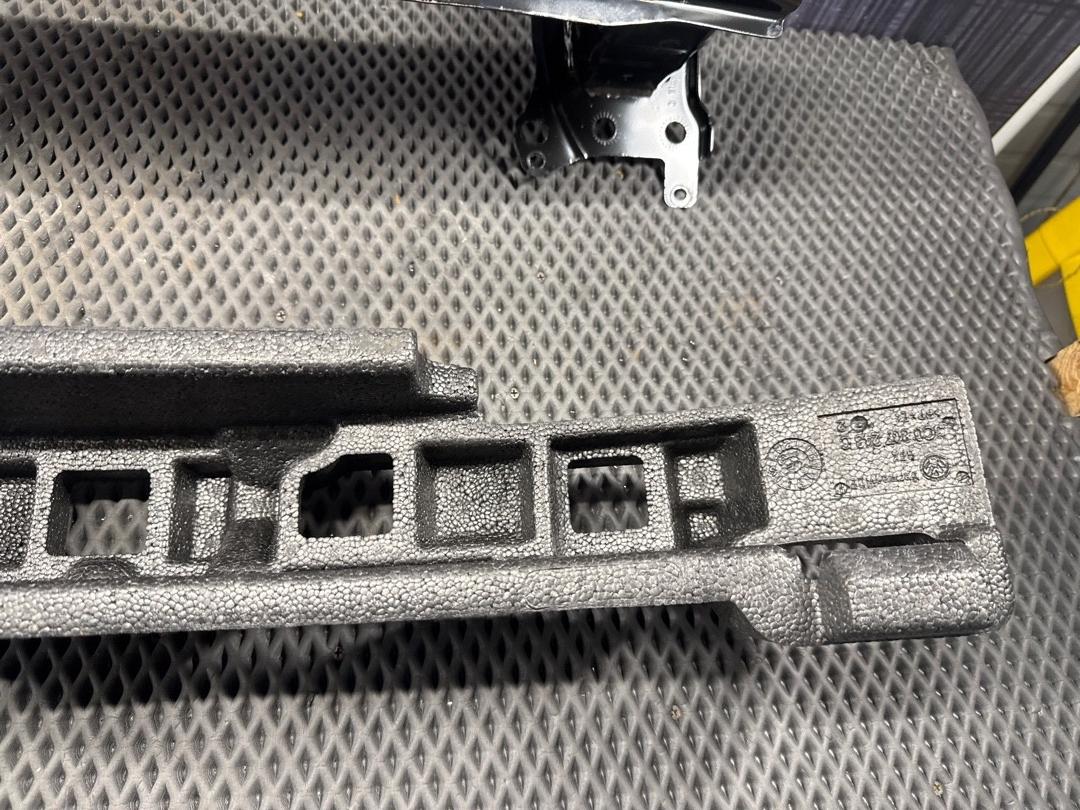 Усилитель бампера, 5860 рублей, Красноярск