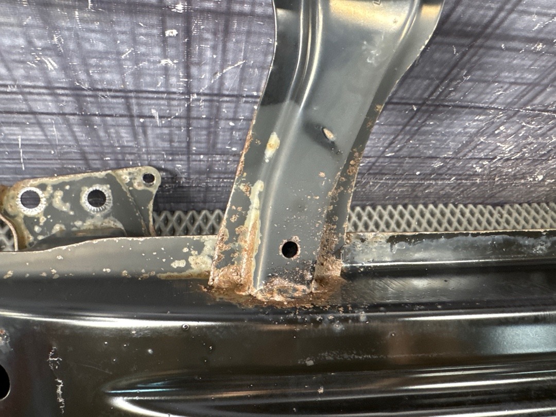 Усилитель бампера, 5860 рублей, Красноярск