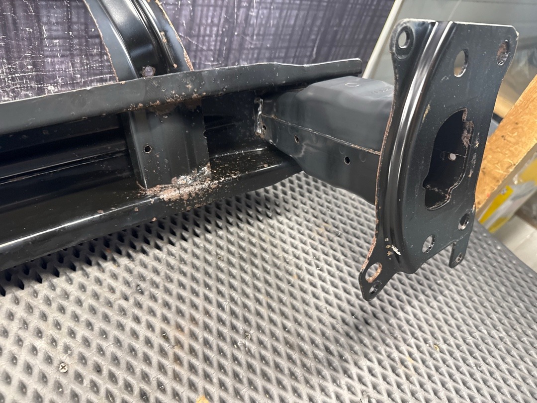 Усилитель бампера, 5860 рублей, Красноярск