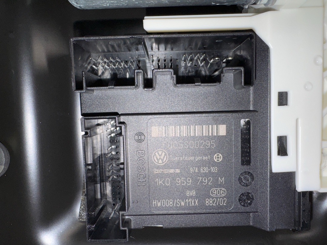 Стеклоподъемник, 2860 рублей, Красноярск