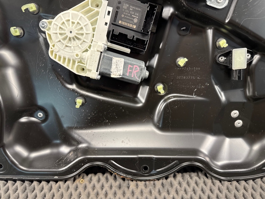 Стеклоподъемник, 2860 рублей, Красноярск