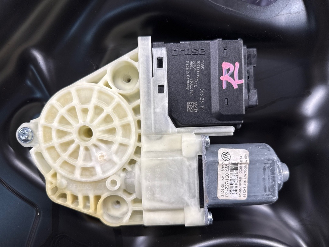 Стеклоподъемник, 2310 рублей, Красноярск