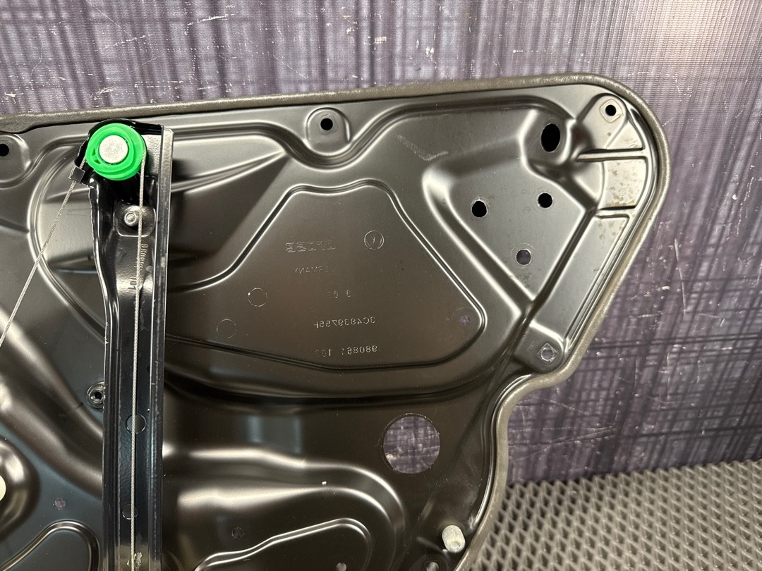 Стеклоподъемник, 2310 рублей, Красноярск