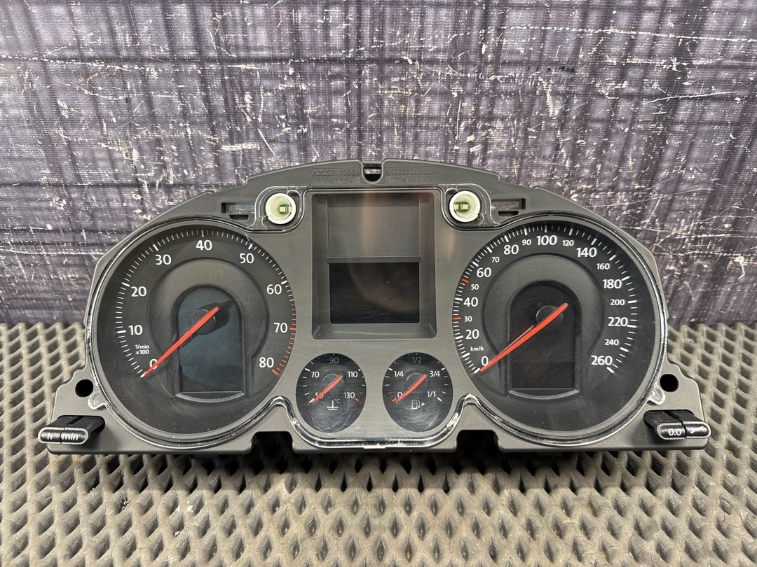 Щиток приборов, 3680 рублей, Красноярск