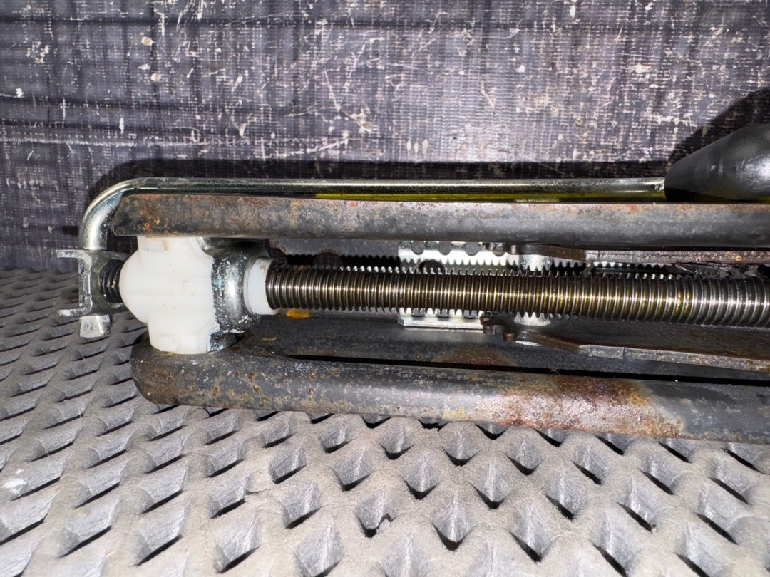 Домкрат, 3670 рублей, Красноярск