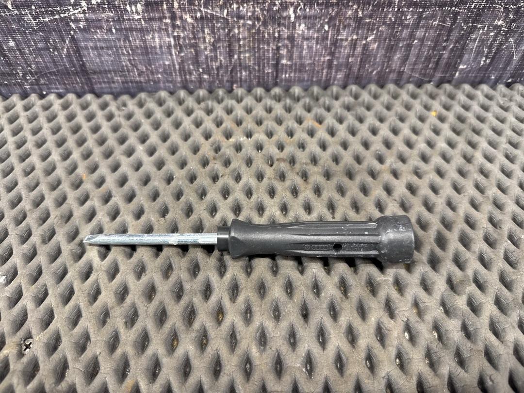 Отвертка, 720 рублей, Красноярск