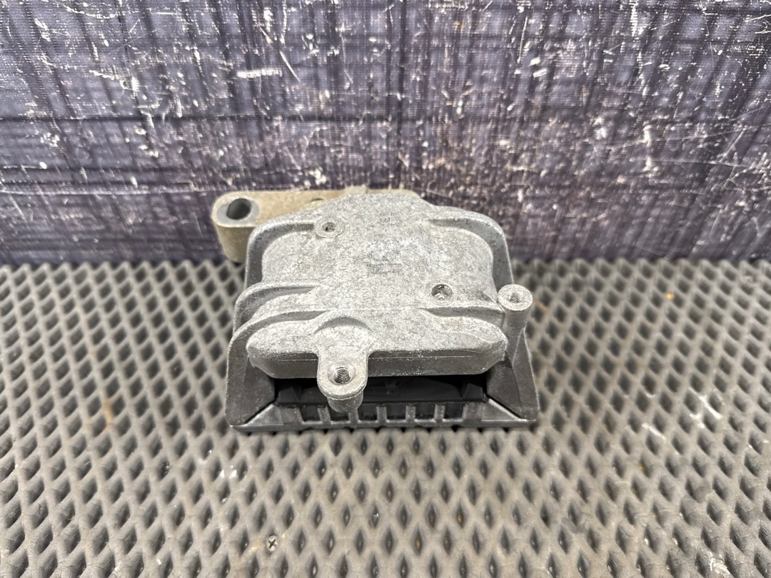 Подушка двигателя, 3730 рублей, Красноярск