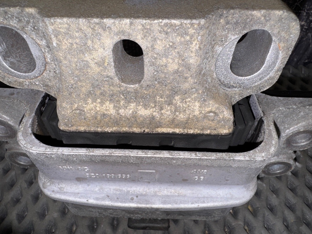 Подушка КПП, 3940 рублей, Красноярск