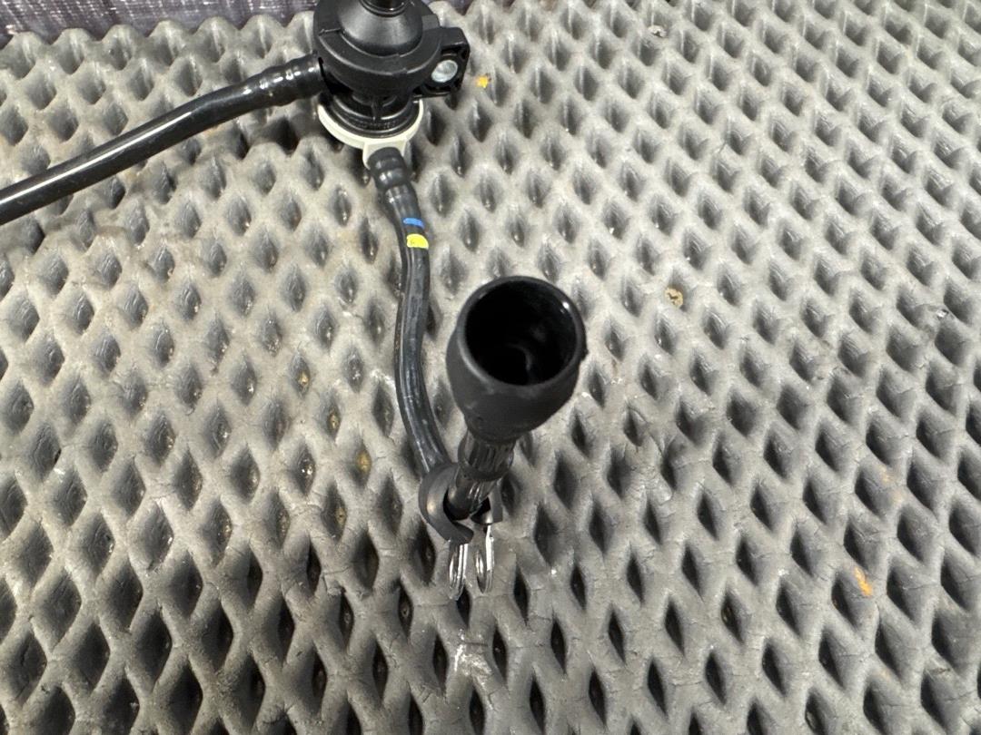 Клапан вентиляции топливного бака, 3730 рублей, Красноярск