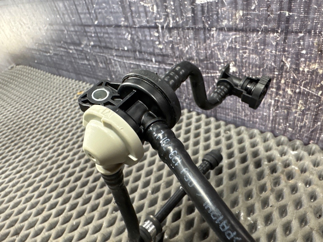 Клапан вентиляции топливного бака, 3730 рублей, Красноярск