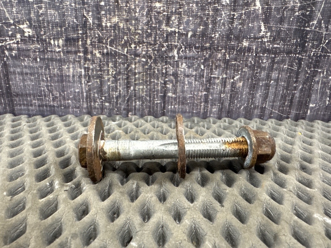 Болт развальный, 710 рублей, Красноярск