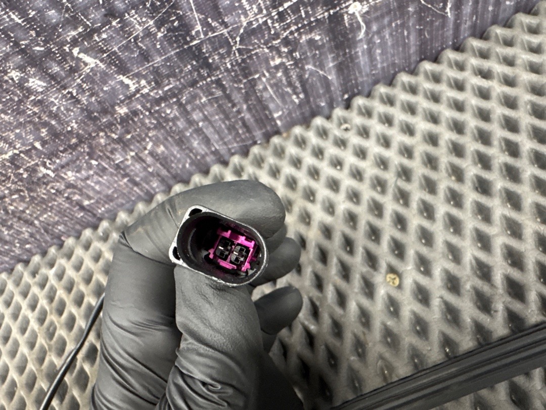 Замок капота, 1670 рублей, Красноярск