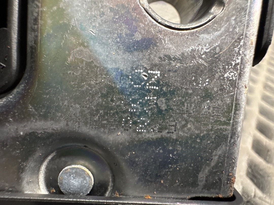 Замок капота, 1670 рублей, Красноярск