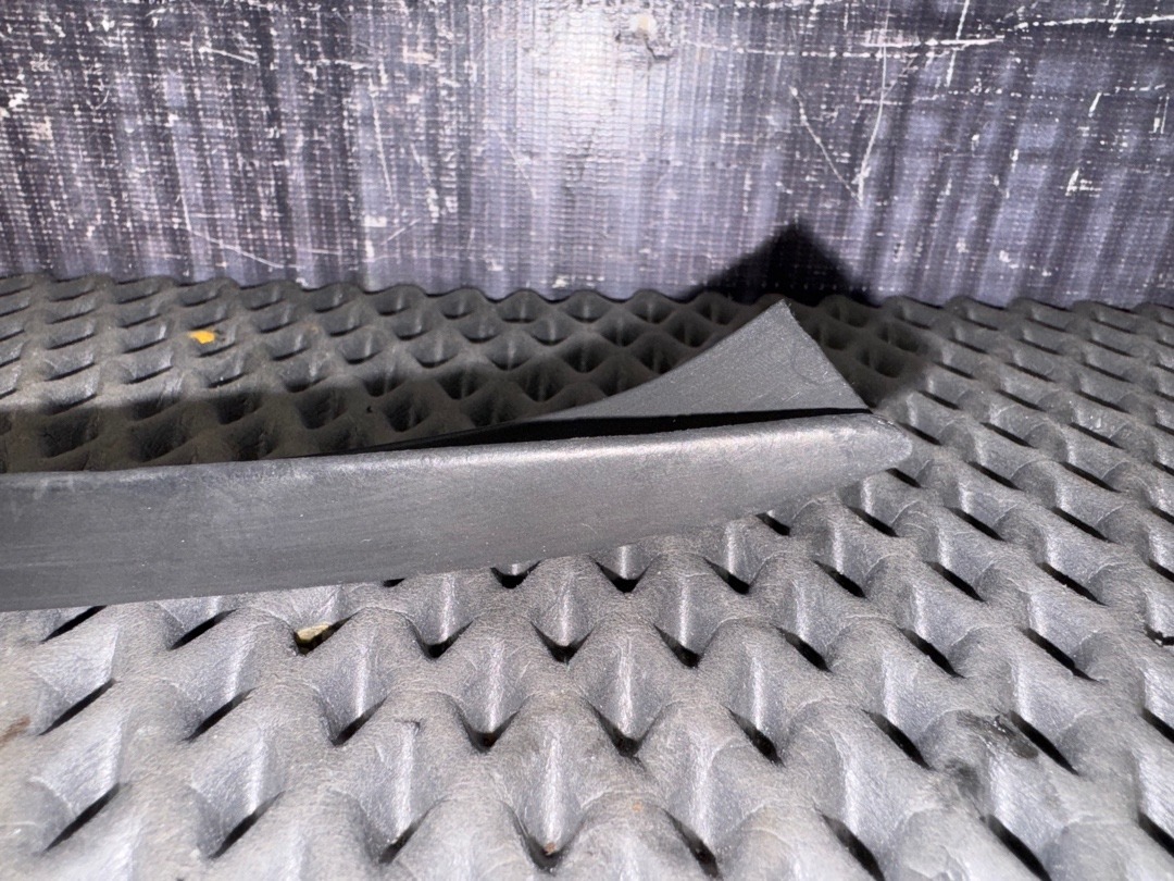 Молдинг лобового стекла, 880 рублей, Красноярск