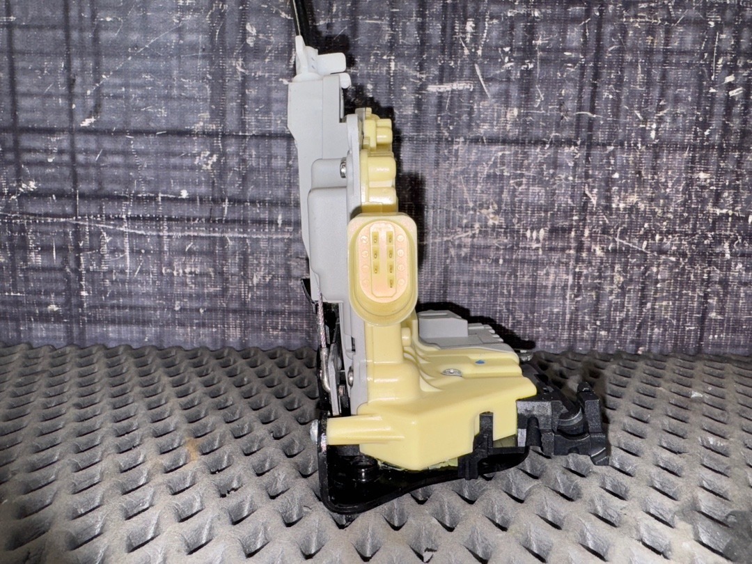 Замок двери, 1570 рублей, Красноярск