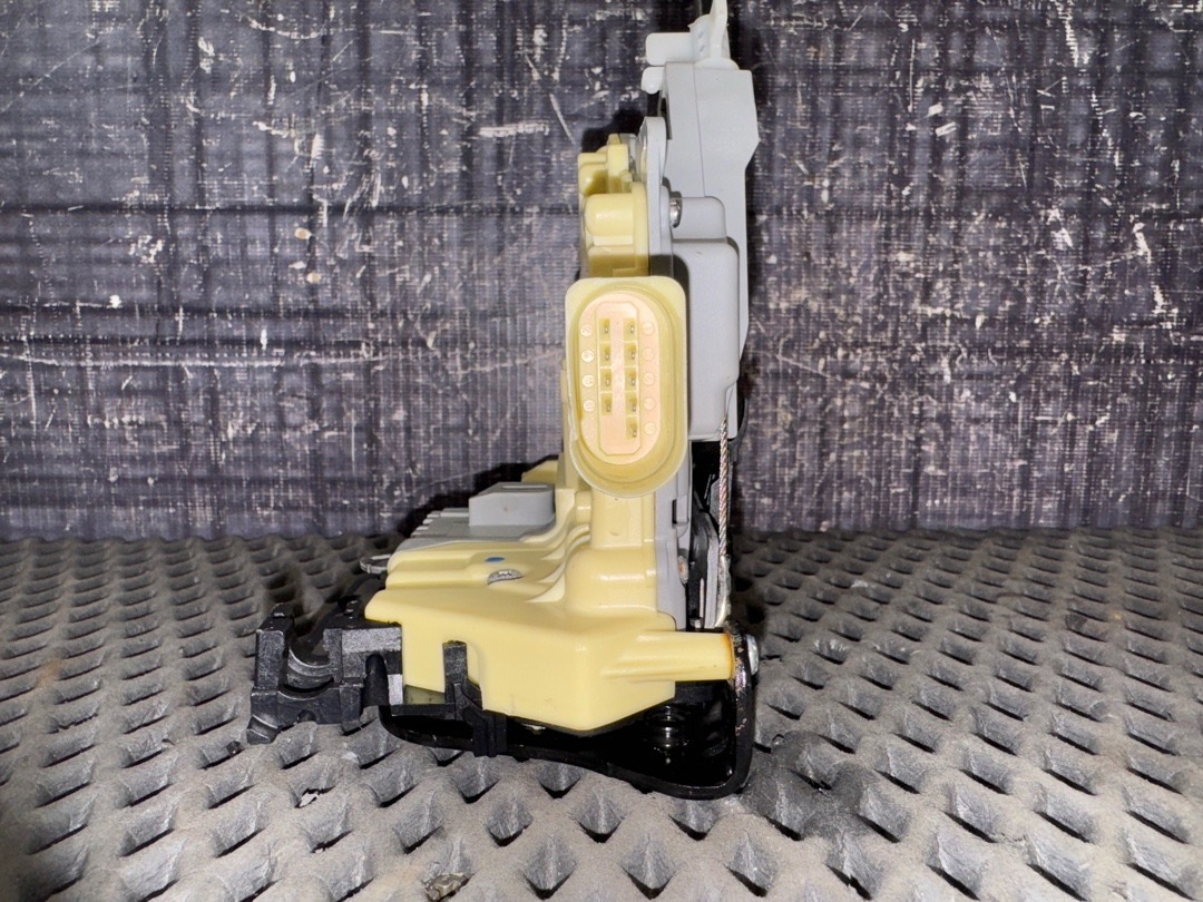 Замок двери, 2120 рублей, Красноярск