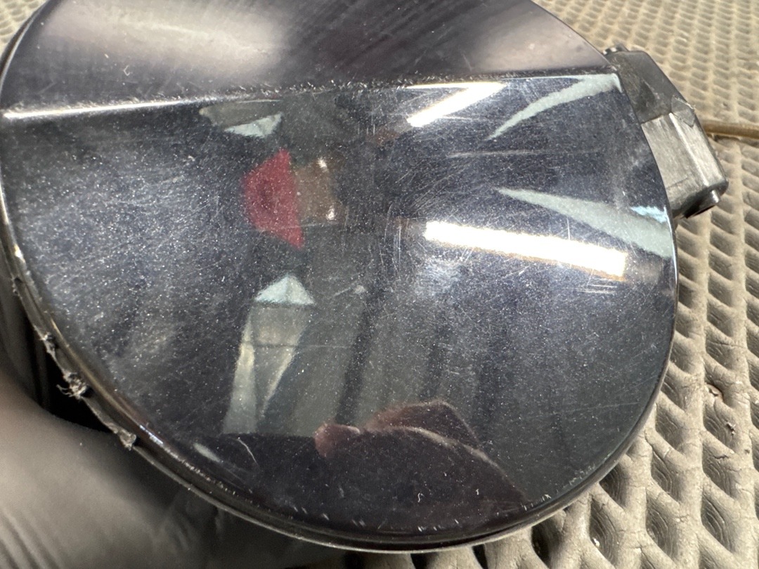 Лючок бензобака, 4220 рублей, Красноярск