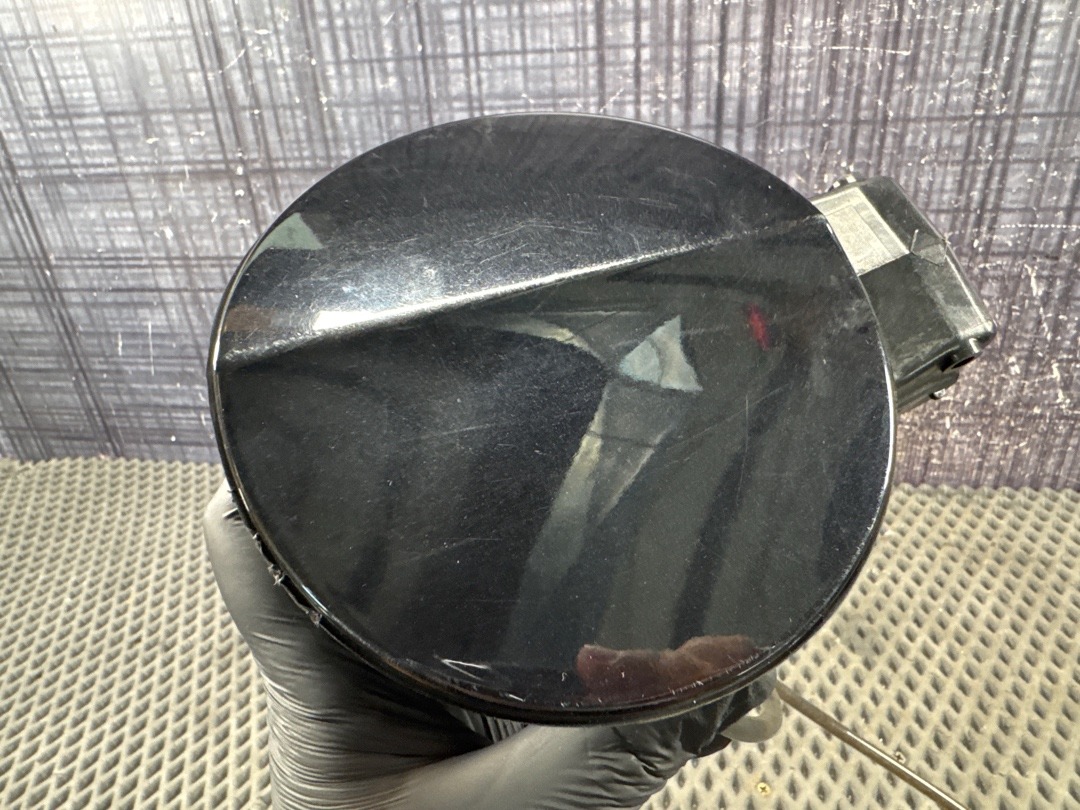 Лючок бензобака, 4220 рублей, Красноярск