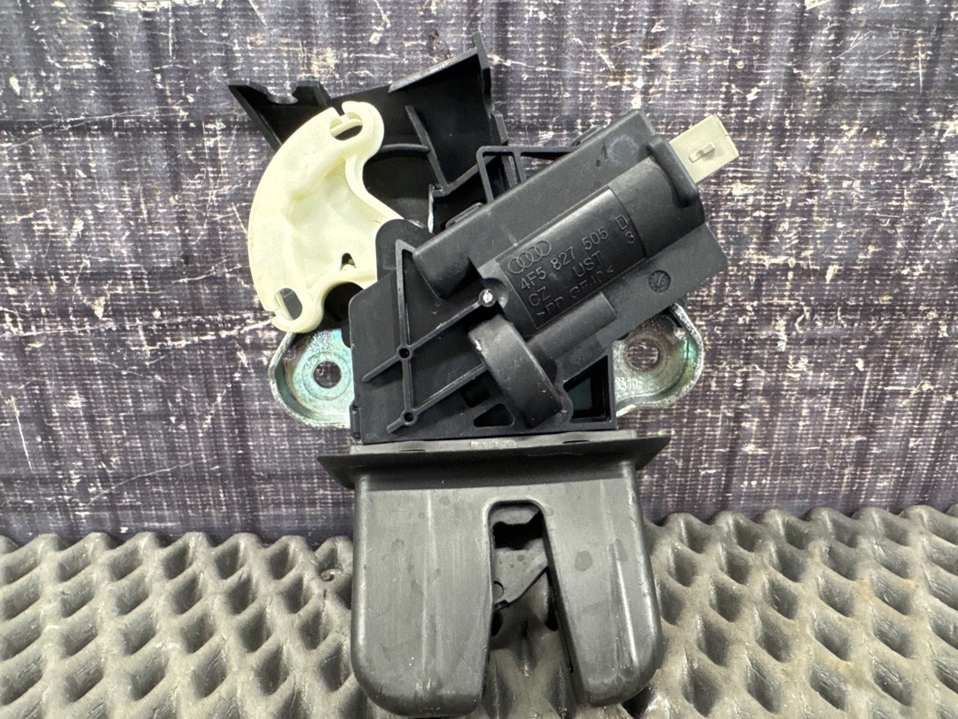 Замок багажника, 3360 рублей, Красноярск