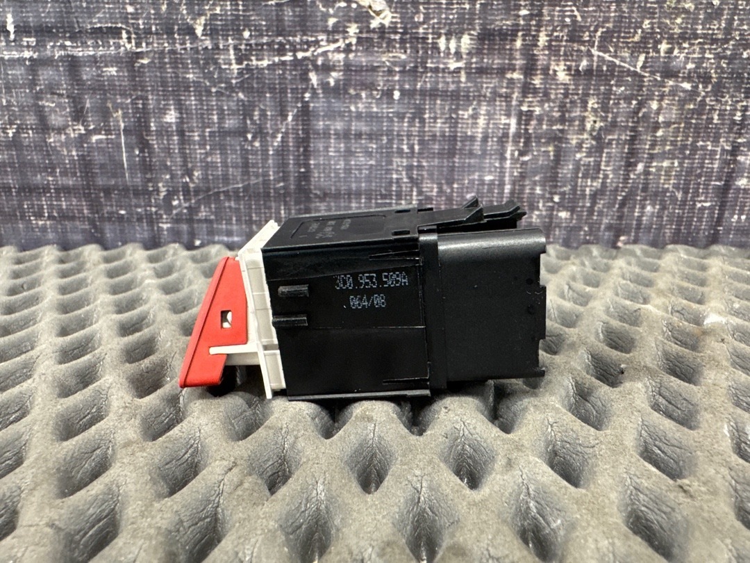 Кнопка аварийной остановки, 610 рублей, Красноярск