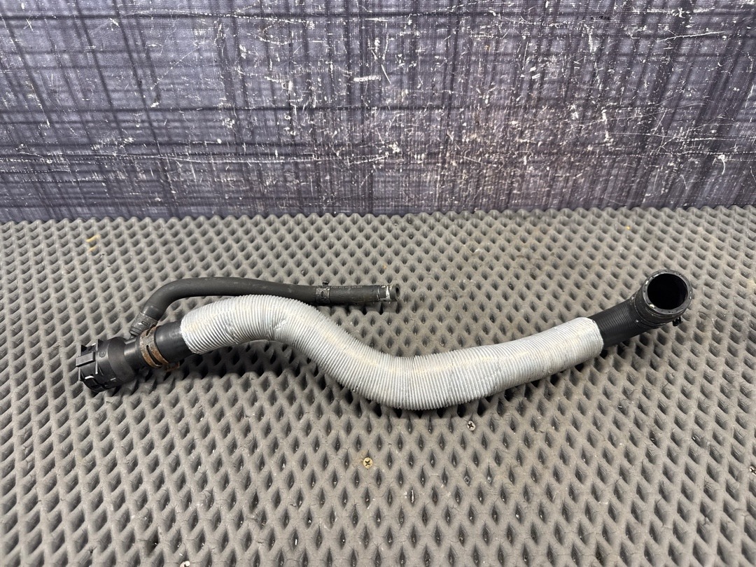 Патрубок печки, 2430 рублей, Красноярск