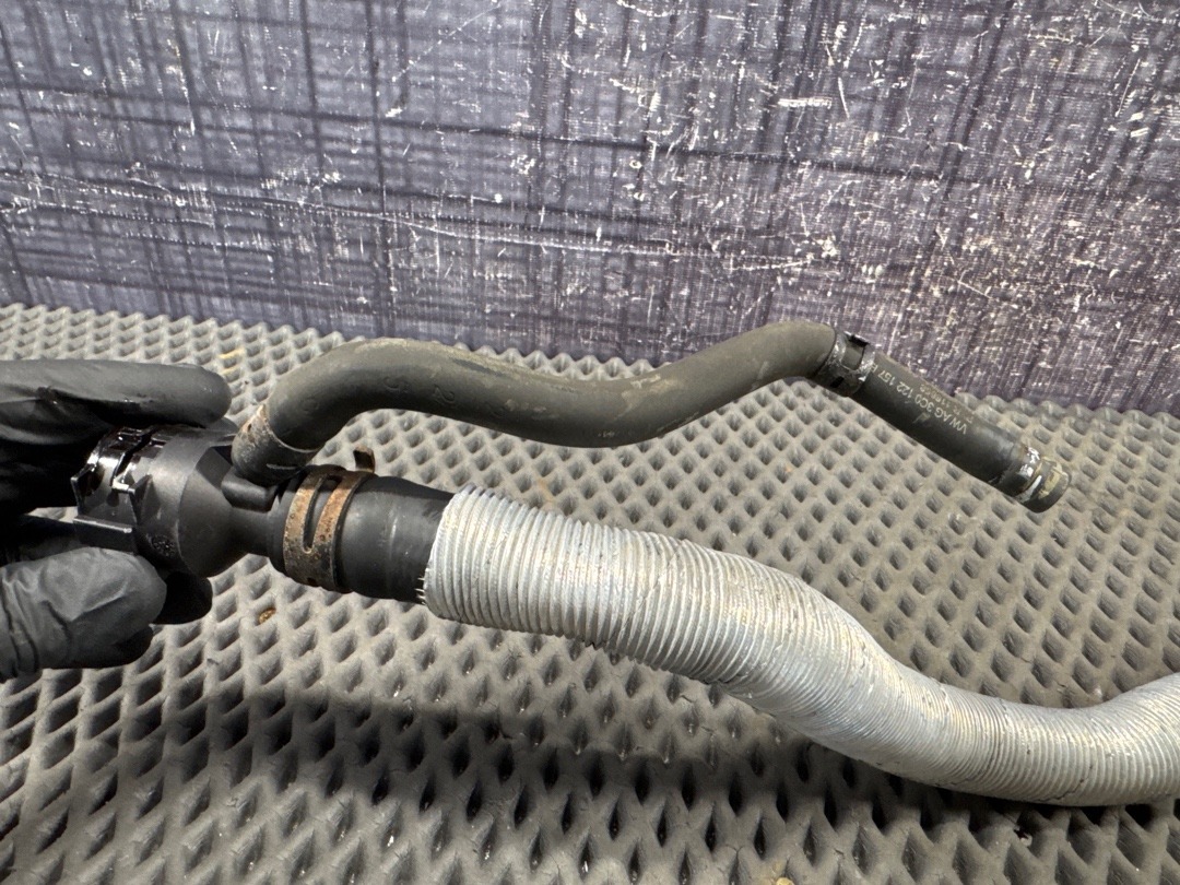 Патрубок печки, 2430 рублей, Красноярск