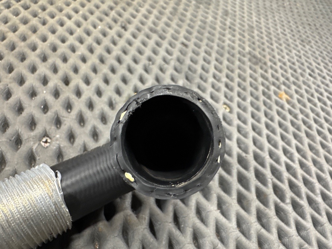 Патрубок печки, 2430 рублей, Красноярск