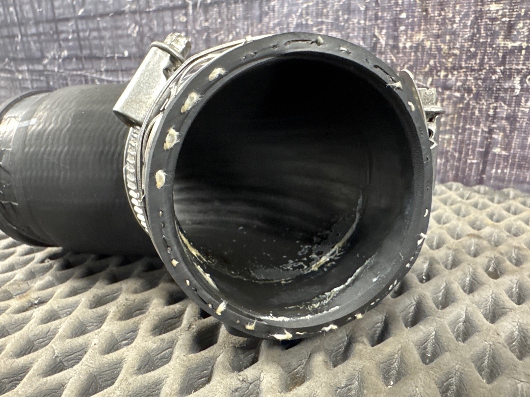 Патрубок интеркуллера, 680 рублей, Красноярск