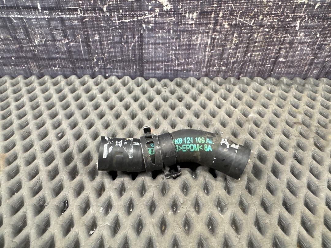 Шланг системы охлаждения, 840 рублей, Красноярск