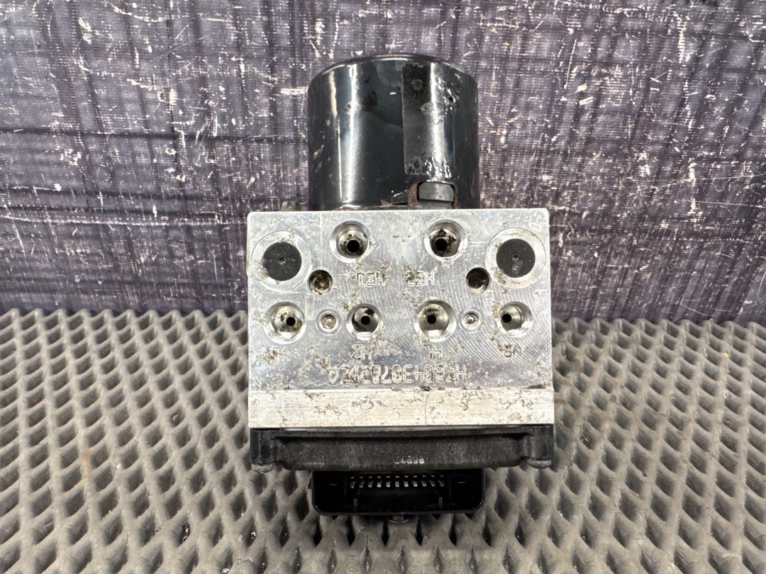 Блок ABS, 8210 рублей, Красноярск