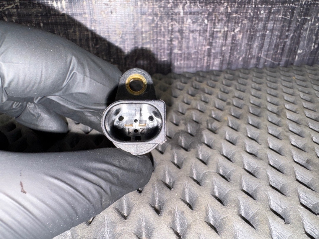 Датчик коленвала, 1820 рублей, Красноярск