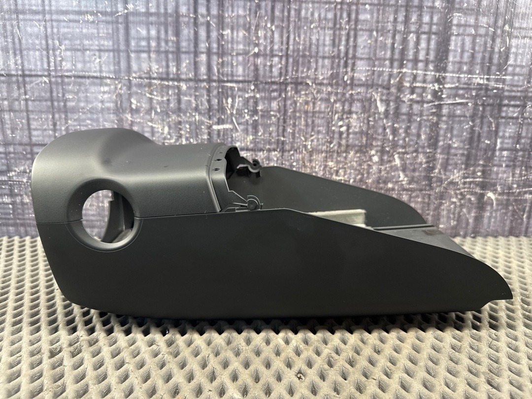 Кожух рулевой колонки, 1420 рублей, Красноярск