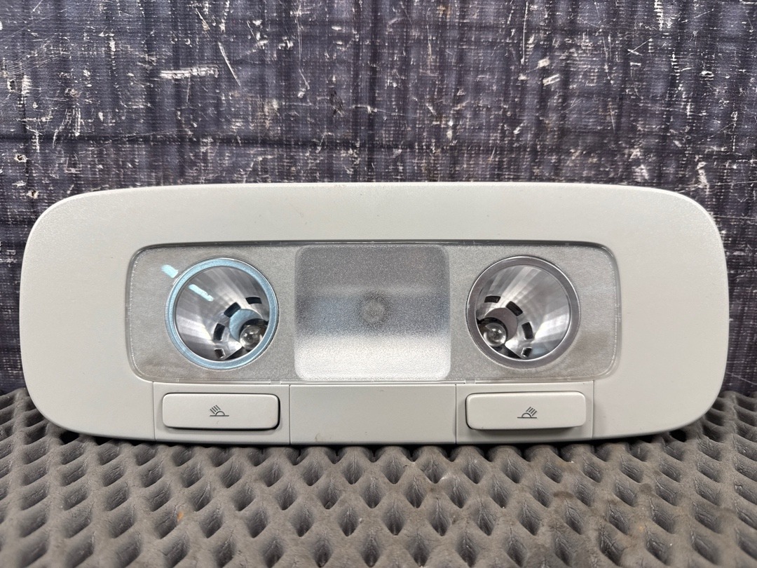 Плафон салона, 1340 рублей, Красноярск