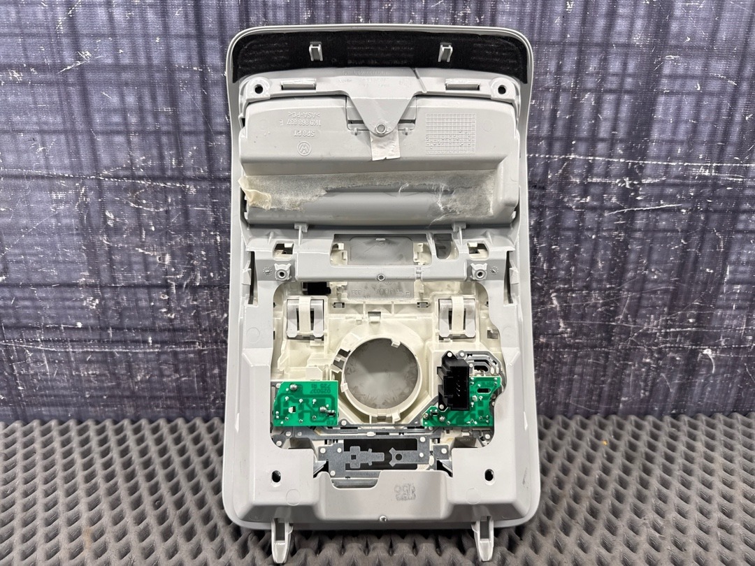 Плафон салона, 3260 рублей, Красноярск