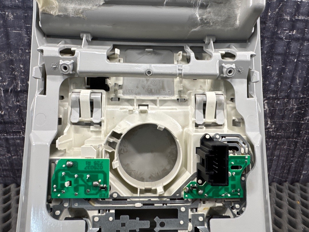 Плафон салона, 3260 рублей, Красноярск