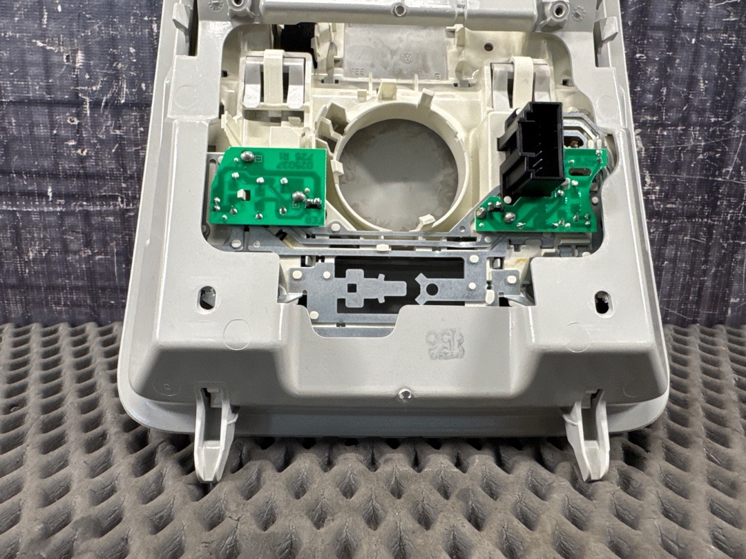 Плафон салона, 3260 рублей, Красноярск