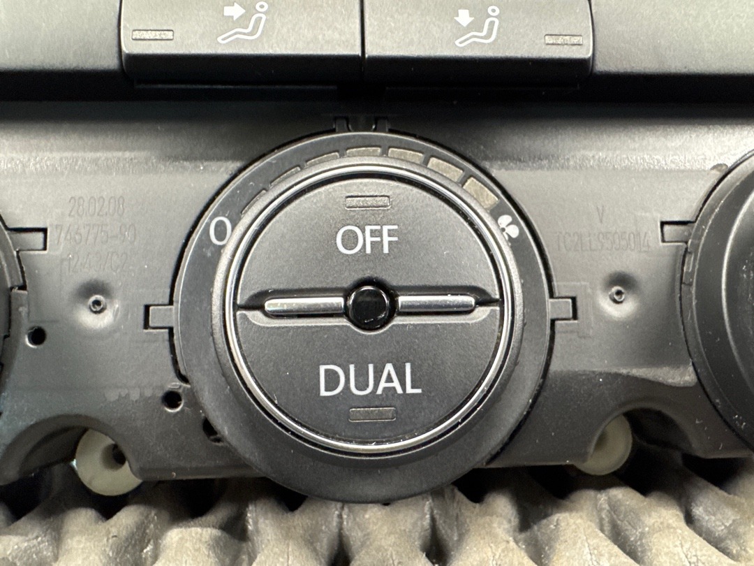 Блок управления климат-контролем, 2880 рублей, Красноярск