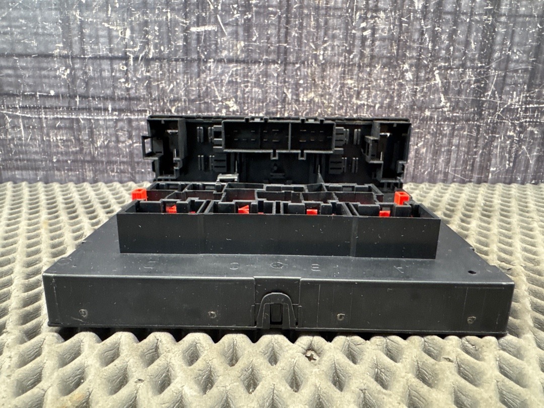 Блок управления бортовой сети, 3210 рублей, Красноярск